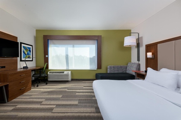 Holiday Inn Express Queensbury - Lake George Area image 7
