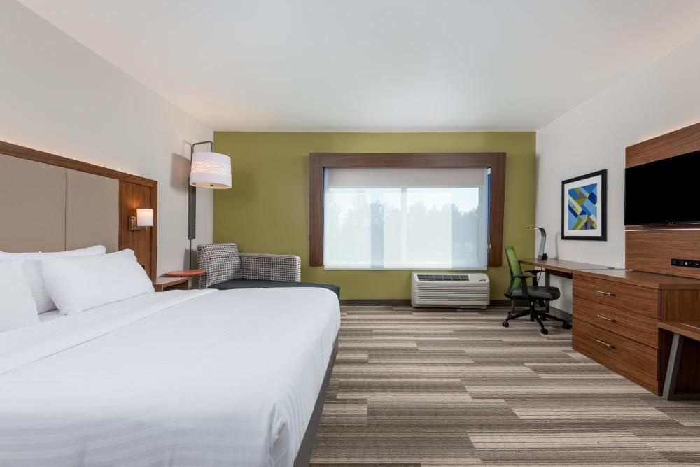 Holiday Inn Express Queensbury - Lake George Area